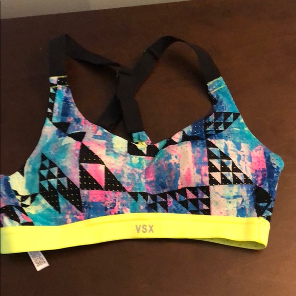 Victoria's Secret Other - - Victoria Secret sports bra size 32 A.